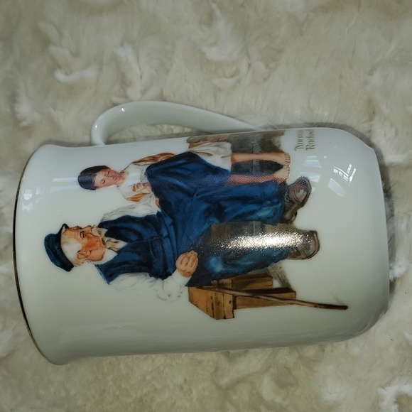Norman Rockwell Made in Japan Museum Set of 7 Coffee or Tea Cups Gold Rimmed - Picture 12 of 16